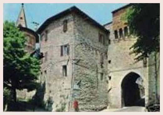 LA SALA SANTA CHIARA A PORTA SANTA SUSANNA